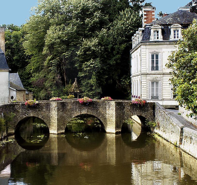 La Demeure De L'Ile Bed & Breakfast Craon  Luaran gambar